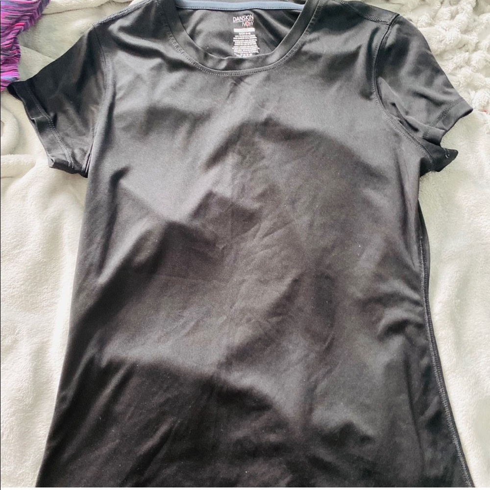 DANSKIN TEE